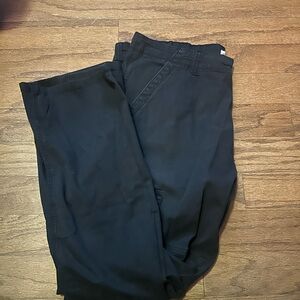 Wrangler Relaxed Fit Black Pants